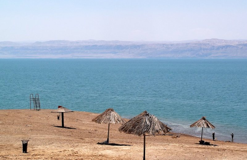 موڤنبيك البحر الميت